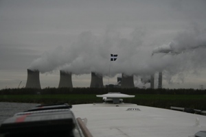 St Piran flag, cooling towers at Torksey